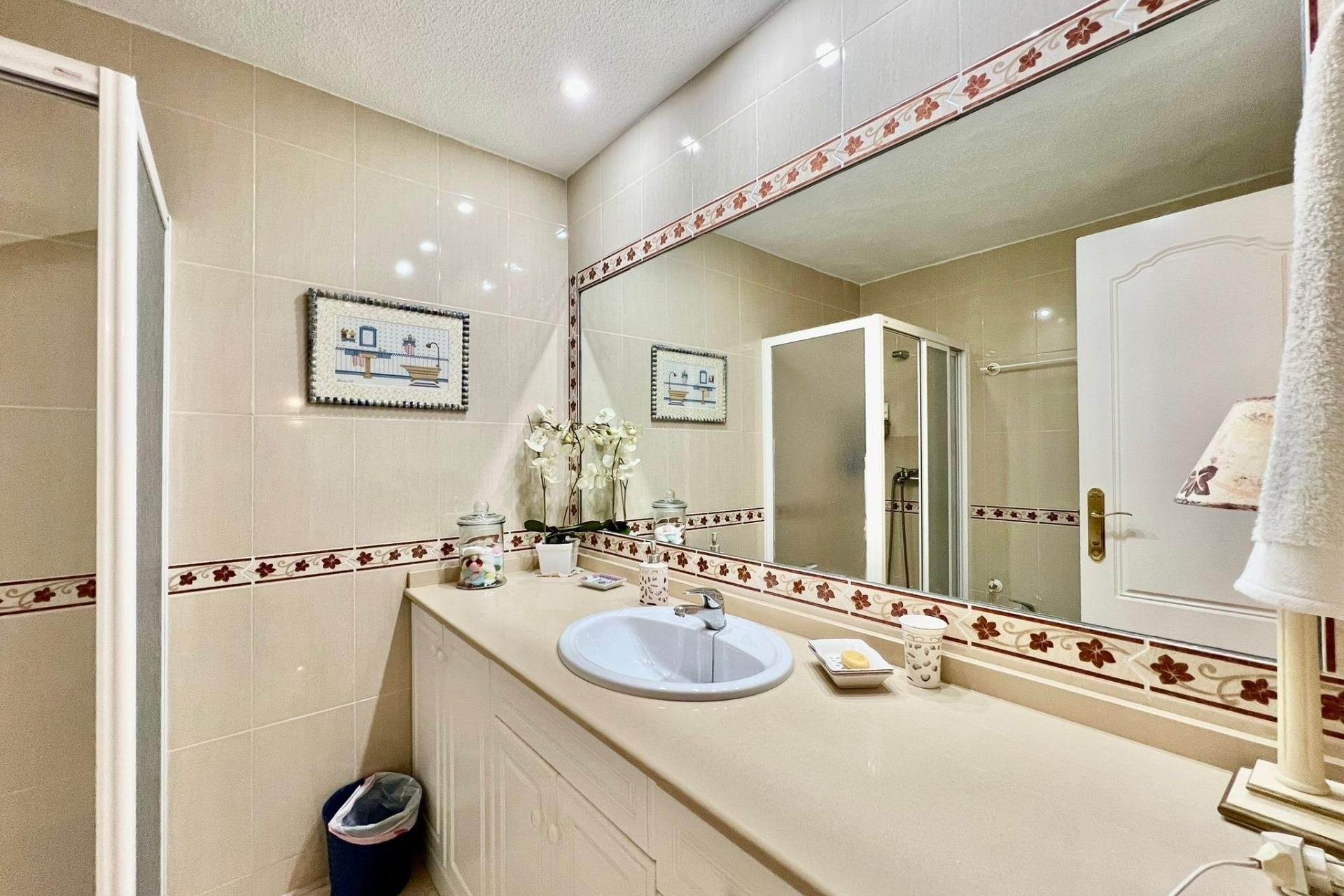 Revente - Apartamento -
Torrevieja - Playa del Cura
