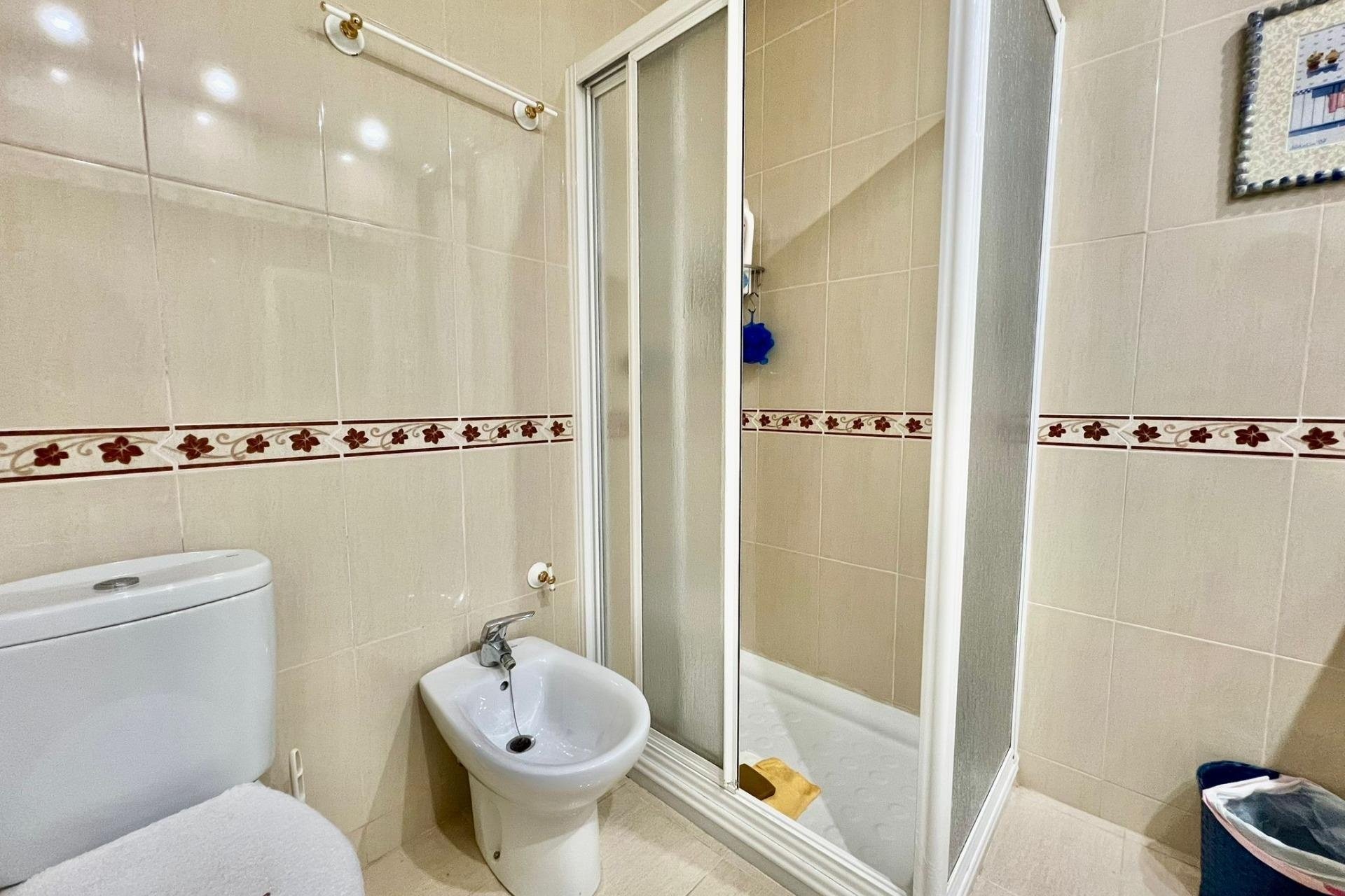 Revente - Apartamento -
Torrevieja - Playa del Cura