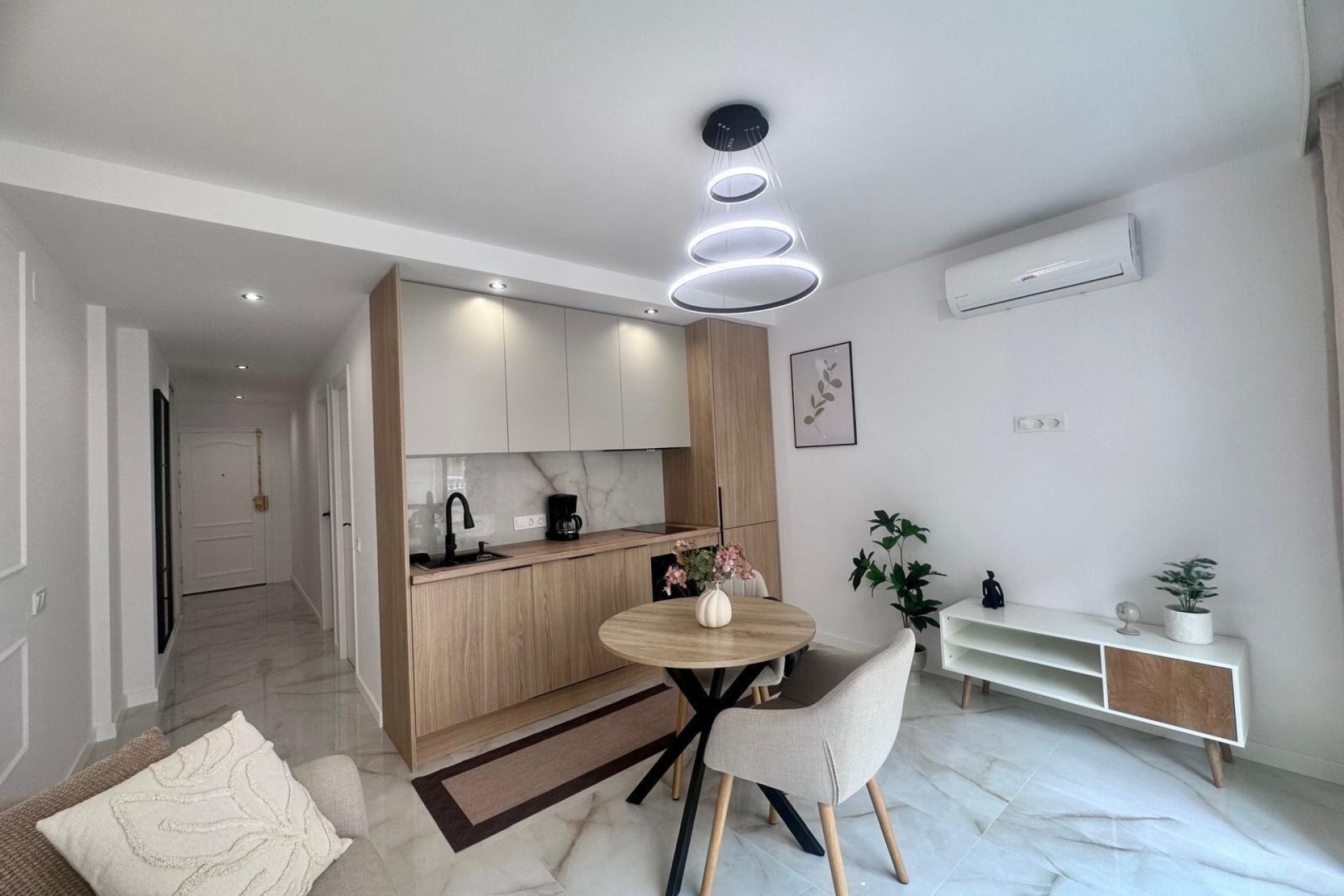 Revente - Apartamento -
Torrevieja - Playa del Cura