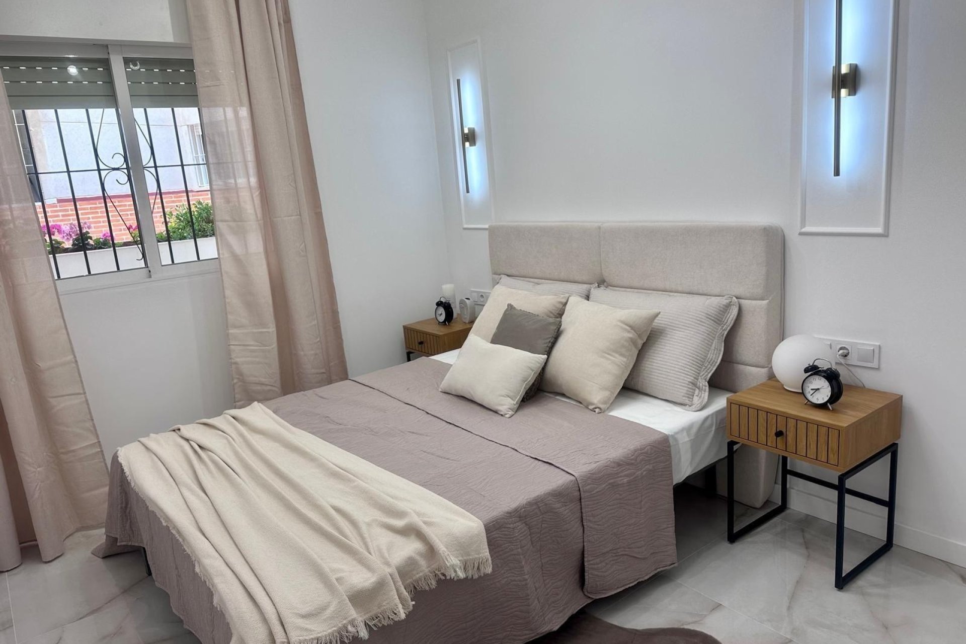Revente - Apartamento -
Torrevieja - Playa del Cura