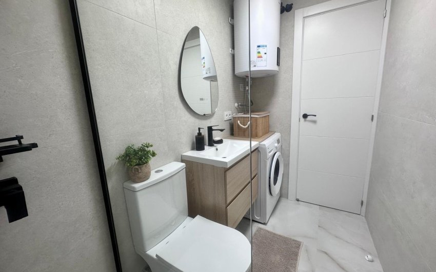 Revente - Apartamento -
Torrevieja - Playa del Cura