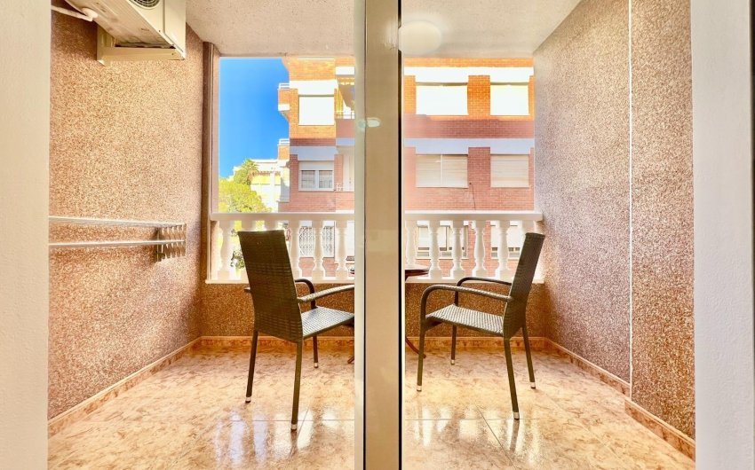 Revente - Apartamento -
Torrevieja - Playa del Cura