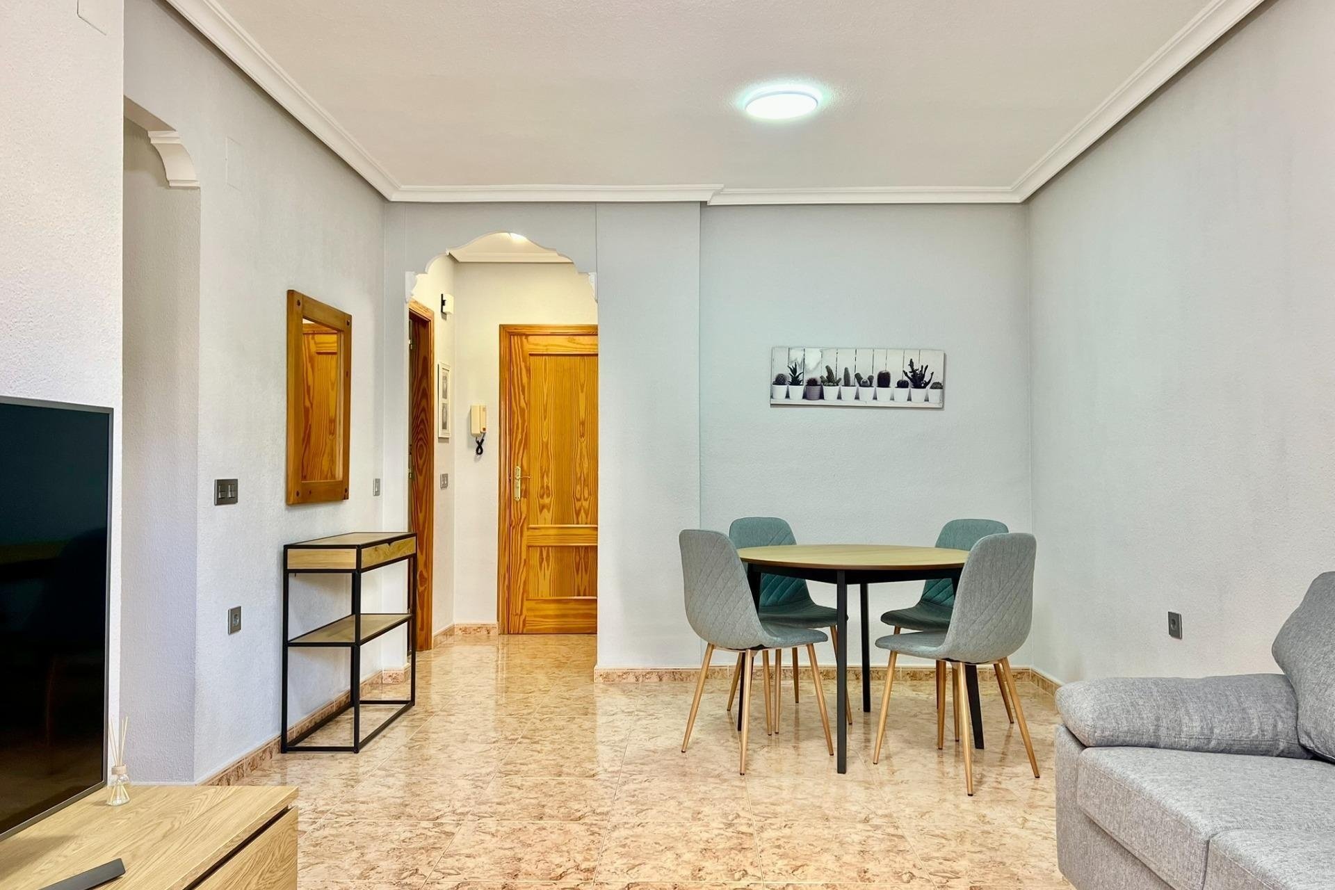 Revente - Apartamento -
Torrevieja - Playa del Cura