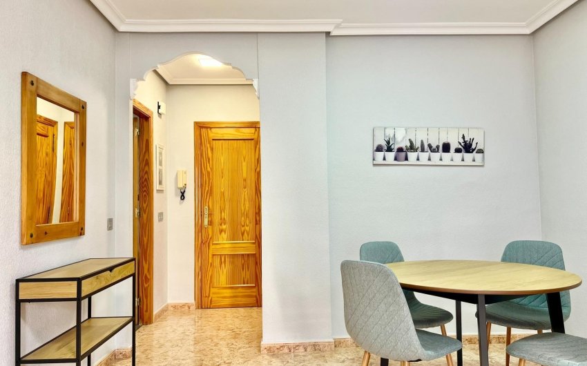 Revente - Apartamento -
Torrevieja - Playa del Cura
