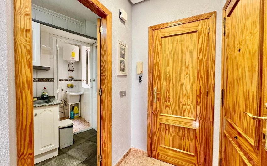 Revente - Apartamento -
Torrevieja - Playa del Cura