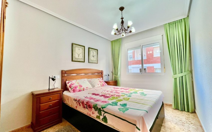 Revente - Apartamento -
Torrevieja - Playa del Cura