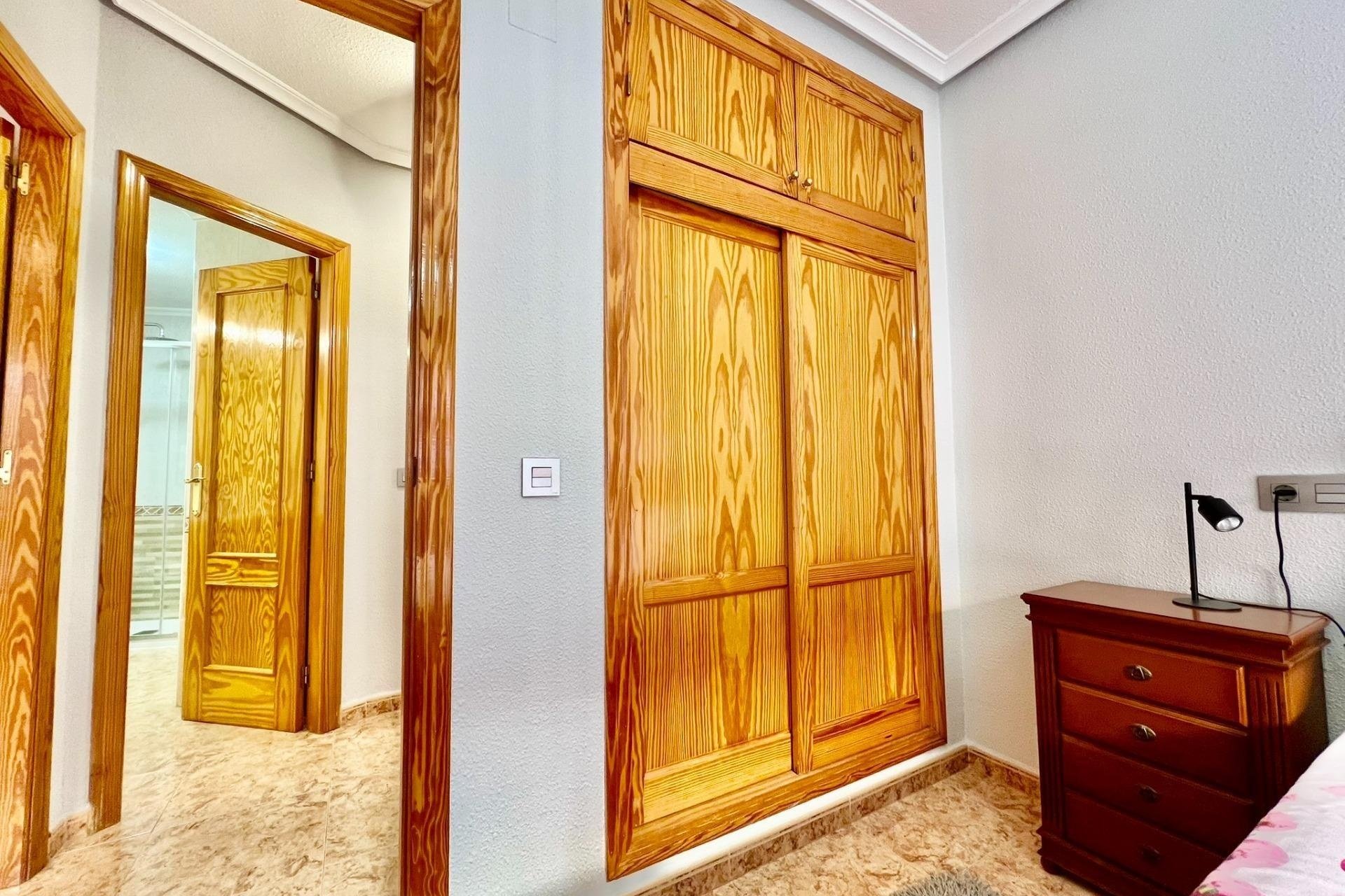 Revente - Apartamento -
Torrevieja - Playa del Cura