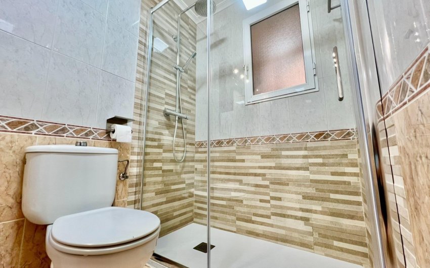 Revente - Apartamento -
Torrevieja - Playa del Cura