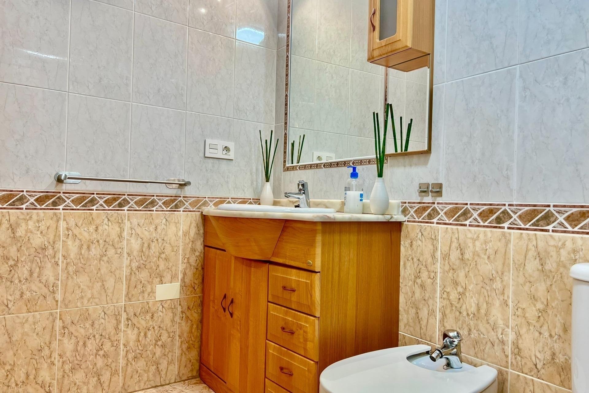 Revente - Apartamento -
Torrevieja - Playa del Cura