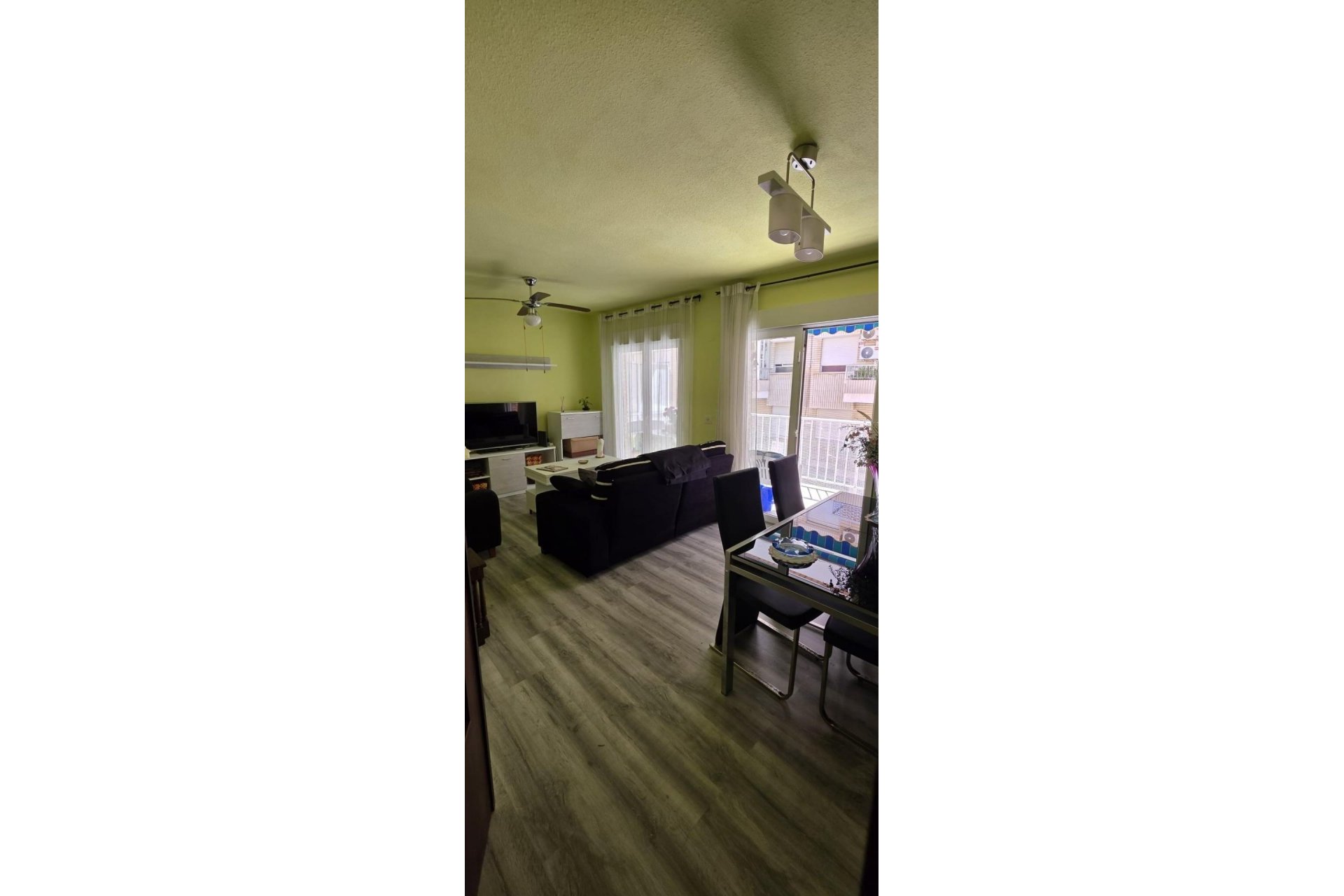Revente - Apartamento -
Torrevieja - Playa del Cura