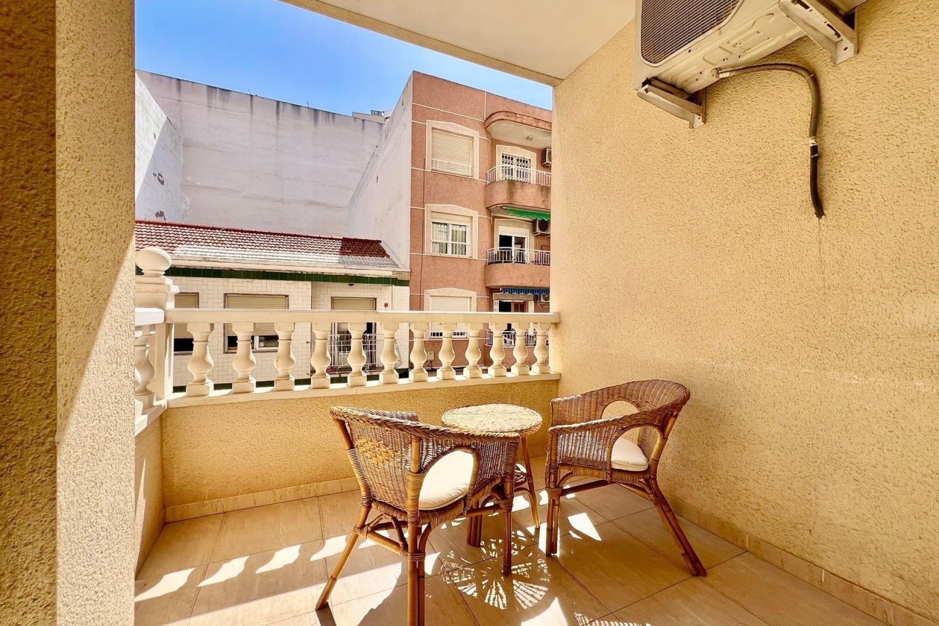 Revente - Apartamento -
Torrevieja - Playa del Cura