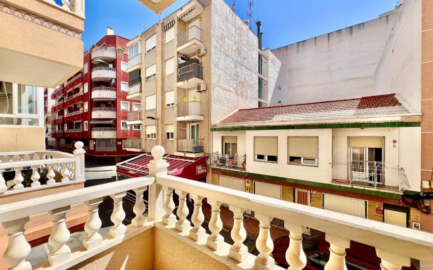 Revente - Apartamento -
Torrevieja - Playa del Cura