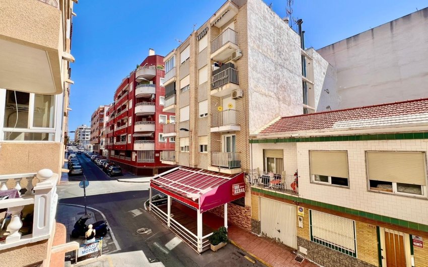 Revente - Apartamento -
Torrevieja - Playa del Cura