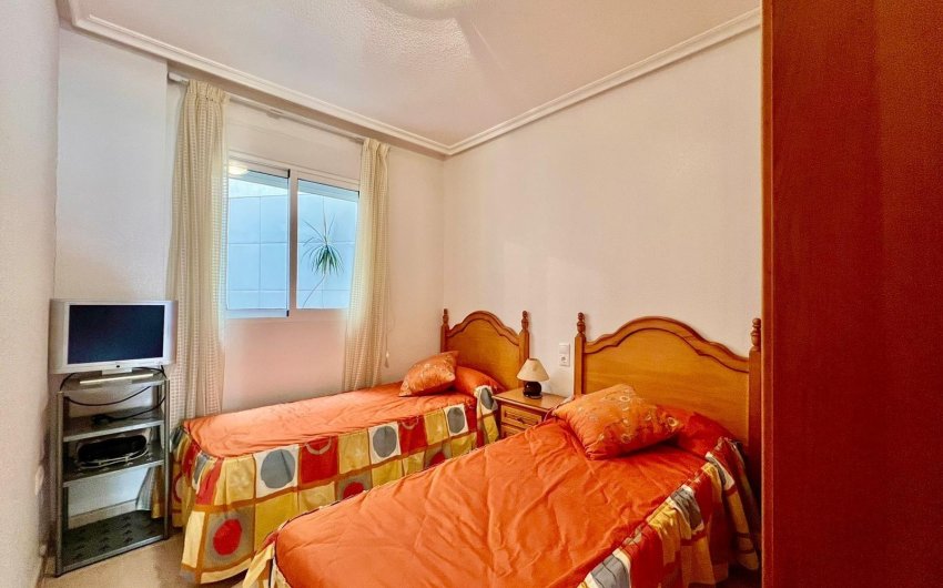Revente - Apartamento -
Torrevieja - Playa del Cura