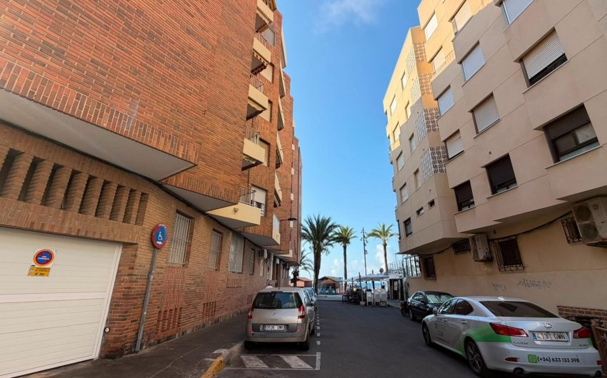 Revente - Apartamento -
Torrevieja - Playa del Cura