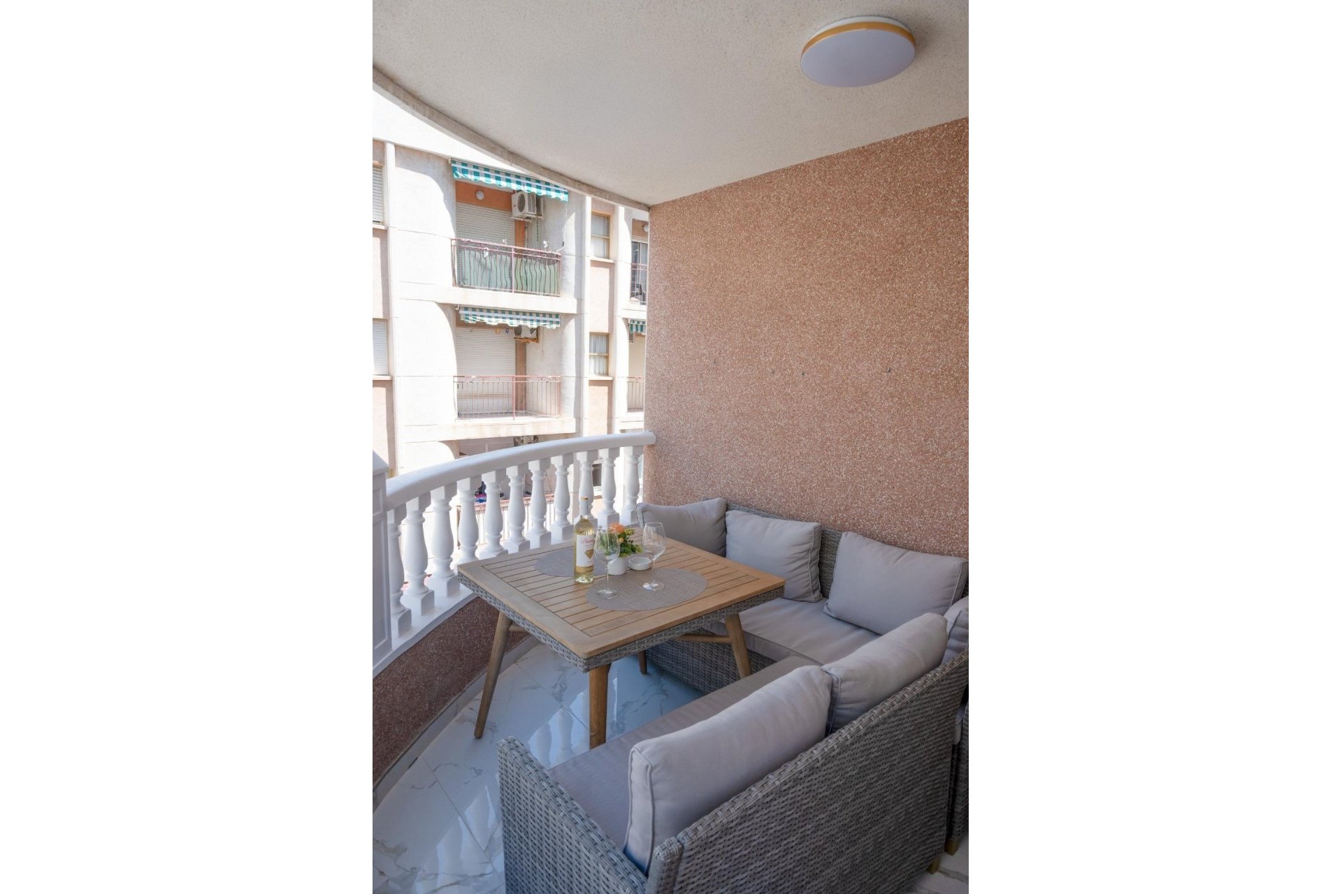 Revente - Apartamento -
Torrevieja - Playa del Cura