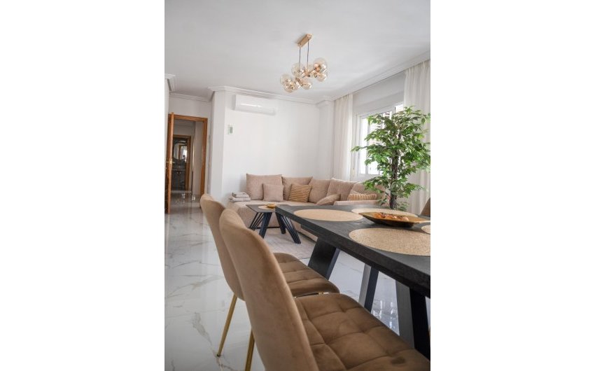 Revente - Apartamento -
Torrevieja - Playa del Cura