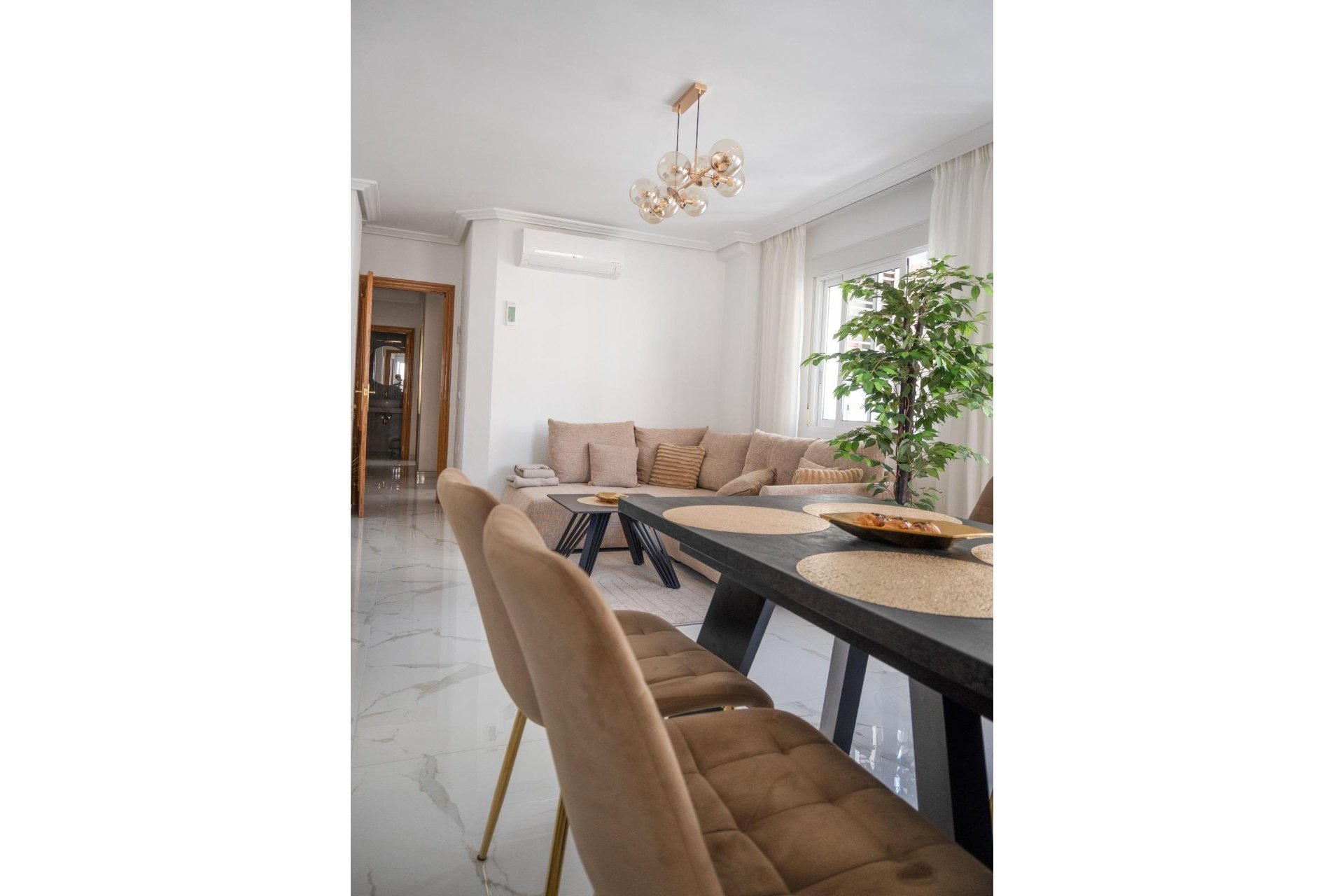 Revente - Apartamento -
Torrevieja - Playa del Cura