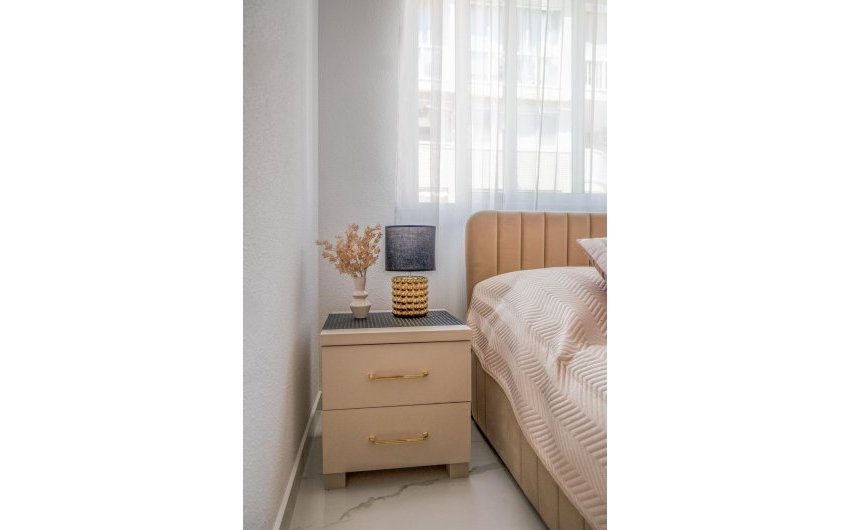 Revente - Apartamento -
Torrevieja - Playa del Cura