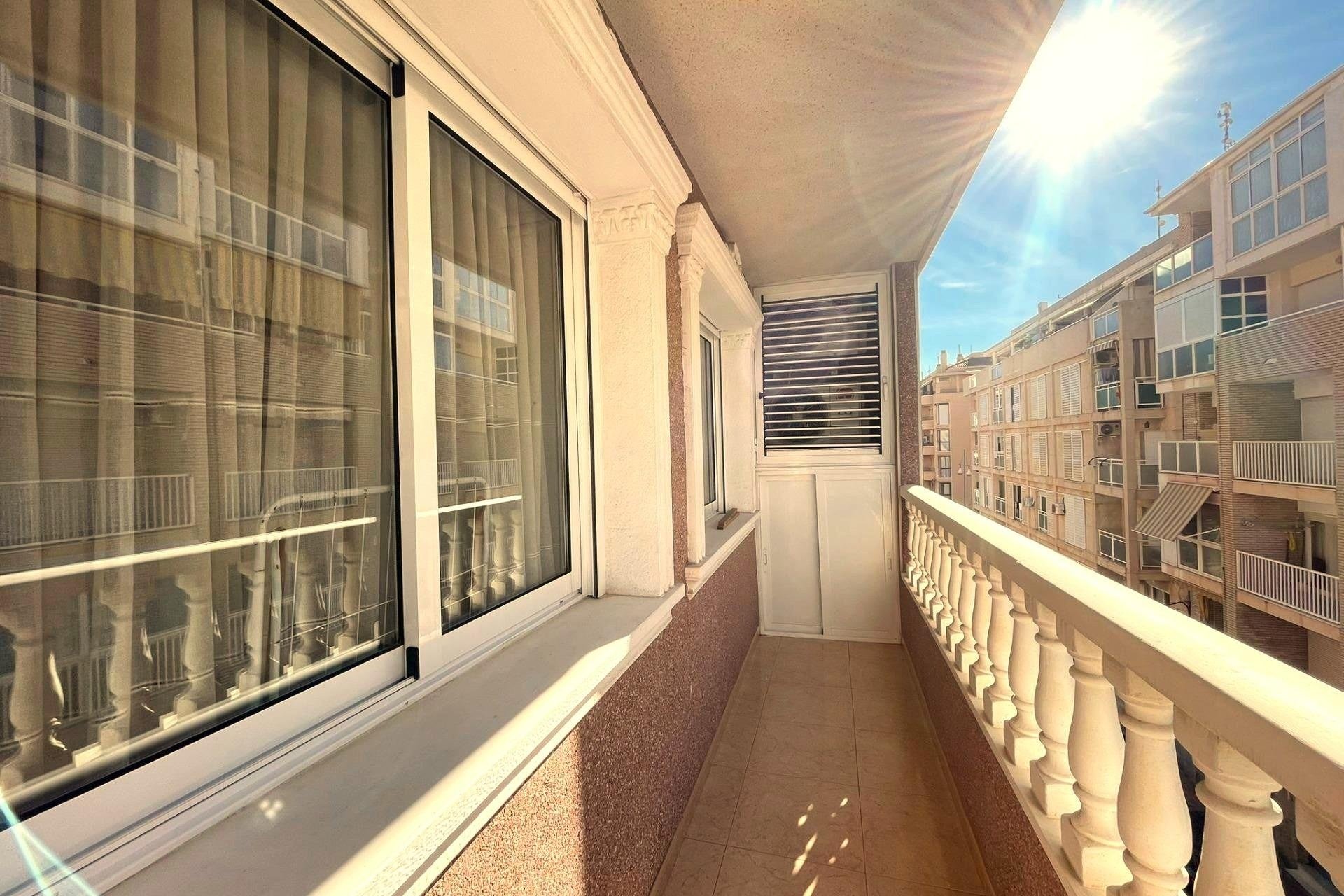 Revente - Apartamento -
Torrevieja - Playa del Cura