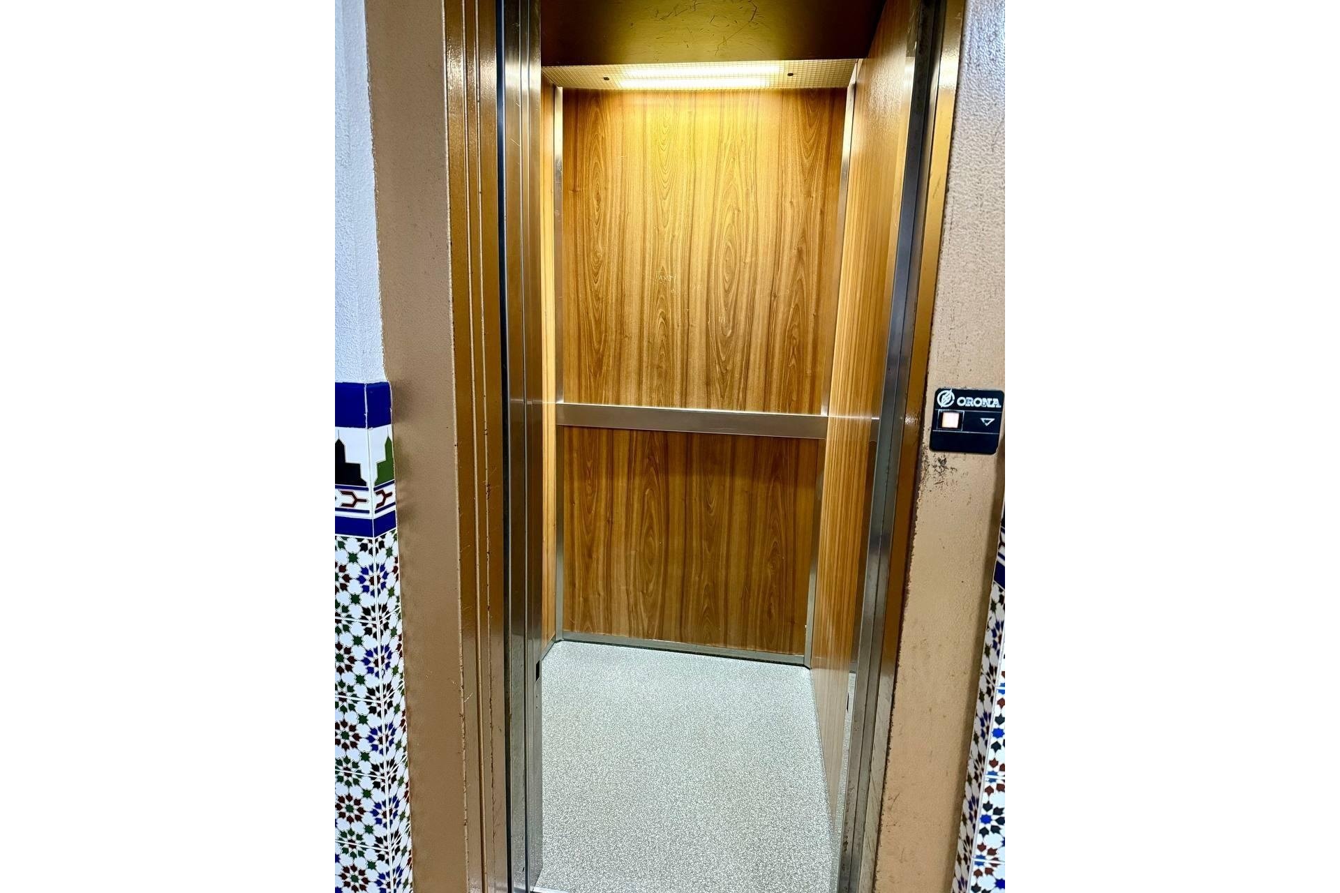 Revente - Apartamento -
Torrevieja - Playa del Cura