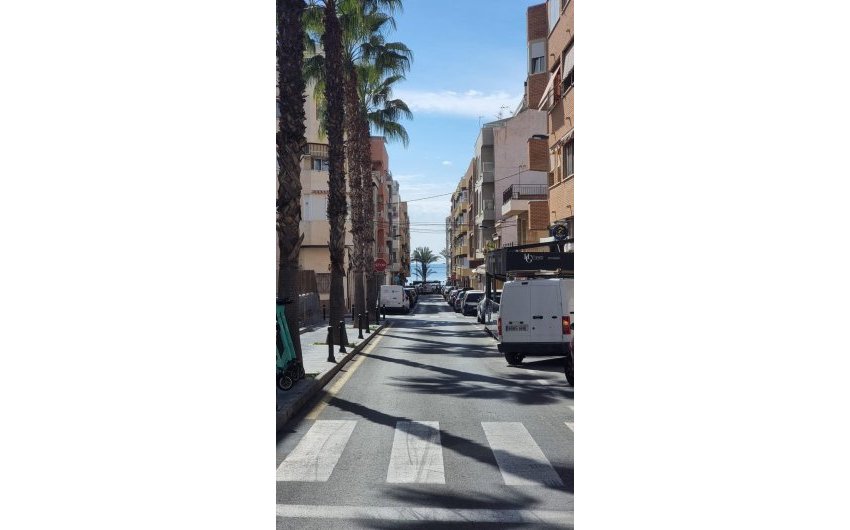 Revente - Apartamento -
Torrevieja - Playa del Cura