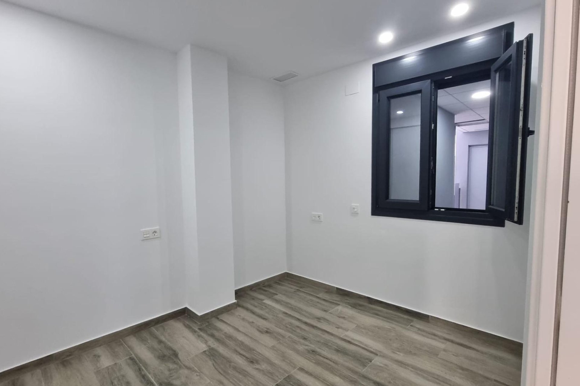 Revente - Apartamento -
Torrevieja - Playa del Cura