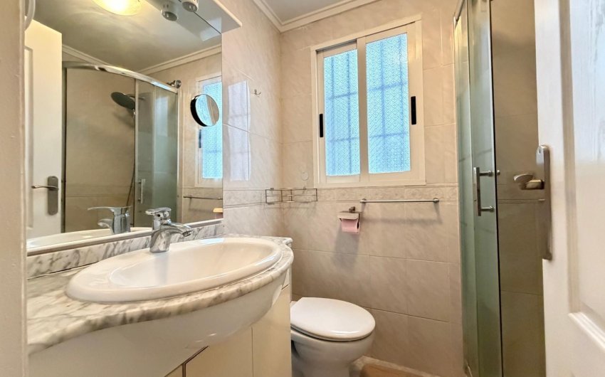Revente - Apartamento -
Torrevieja - Playa del Cura