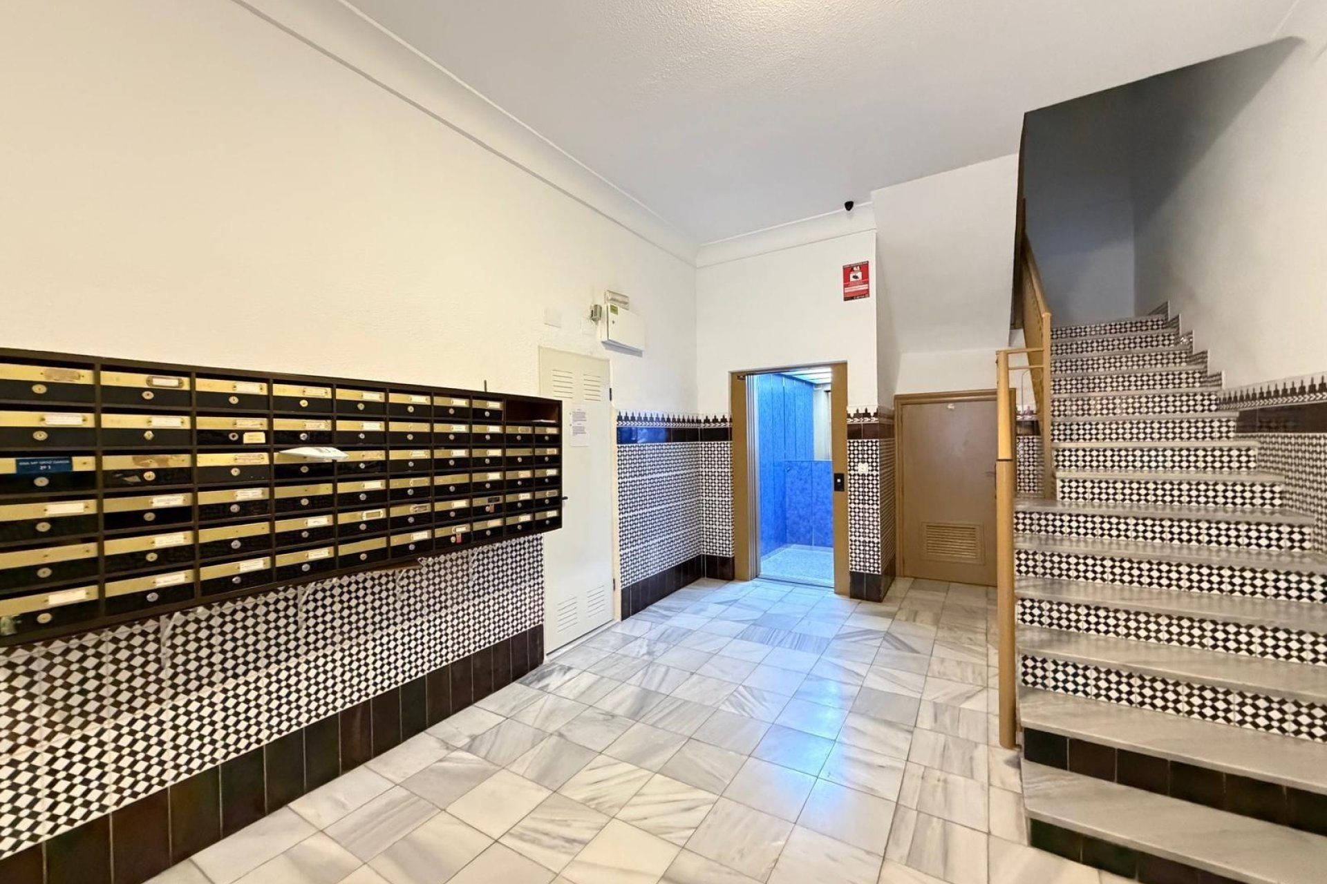 Revente - Apartamento -
Torrevieja - Playa del Cura