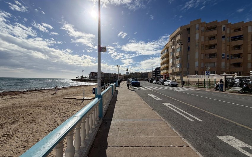 Revente - Apartamento -
Torrevieja - Playa del Cura