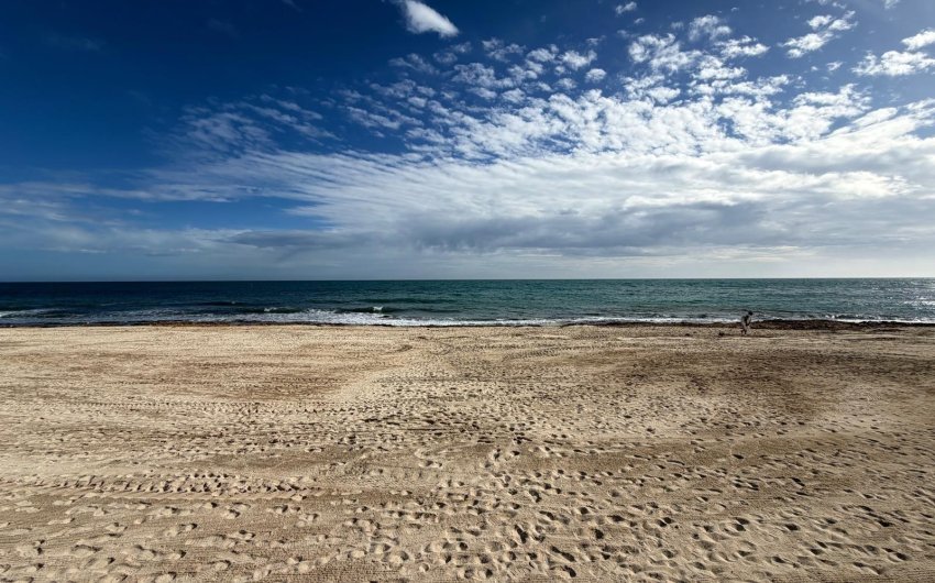 Revente - Apartamento -
Torrevieja - Playa del Cura