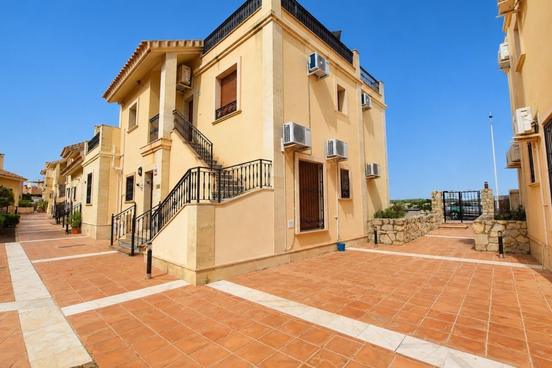Revente - Apartment -
Algorfa - Inland