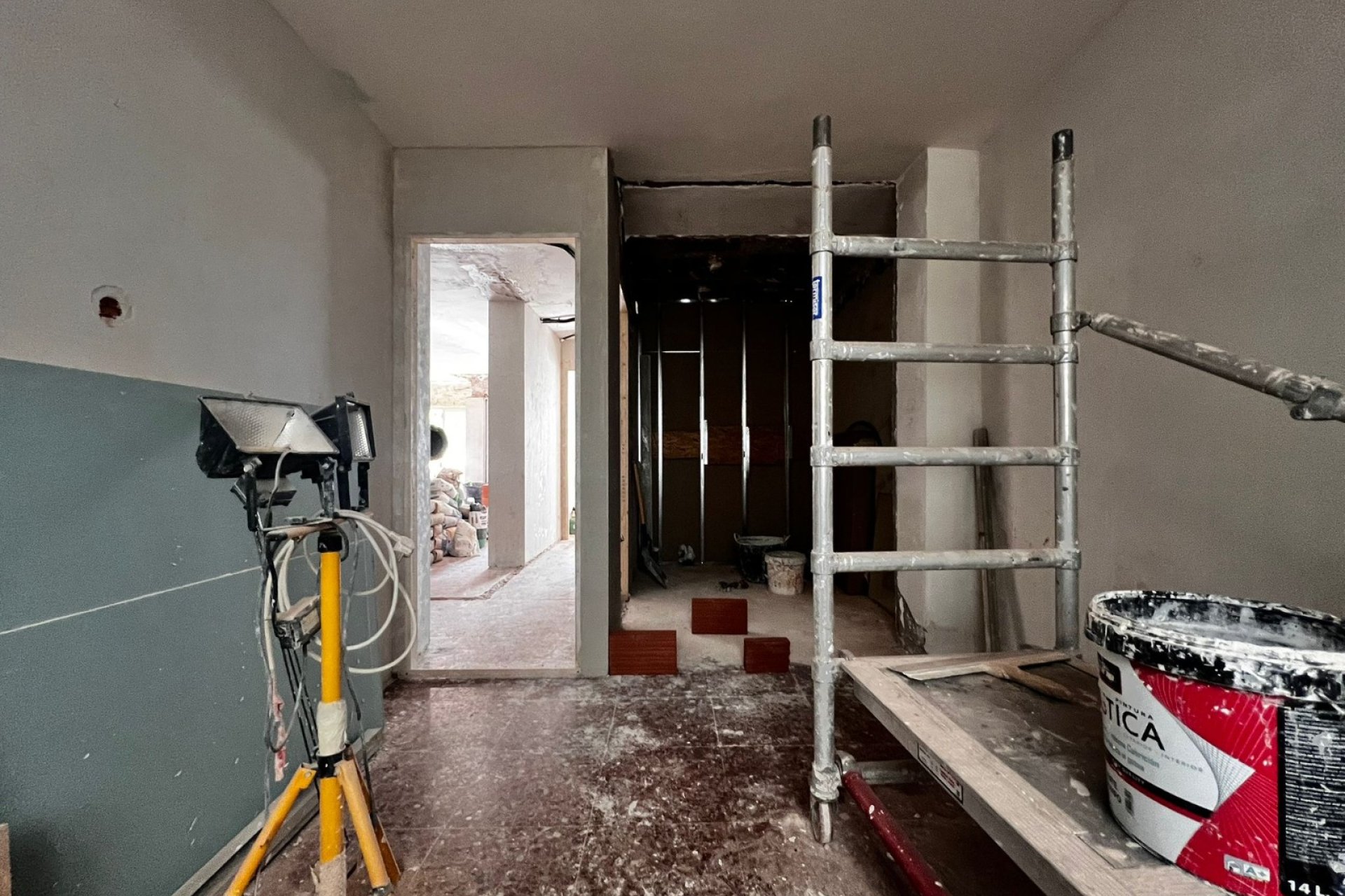 Revente - Apartment -
Alicante - Benalua