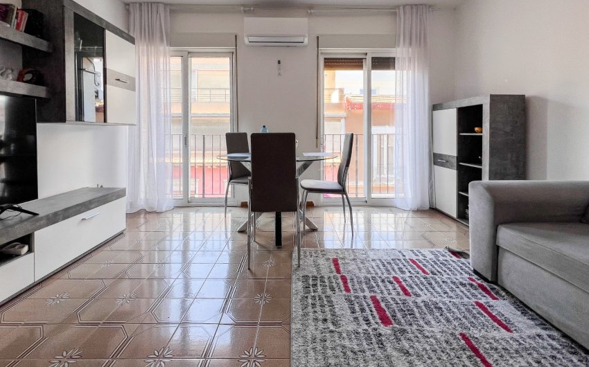 Revente - Apartment -
Alicante - Center