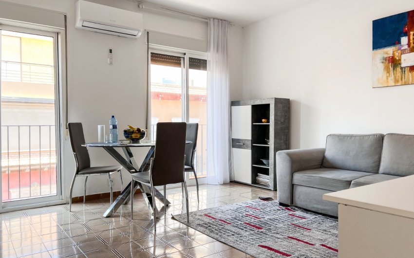 Revente - Apartment -
Alicante - Center