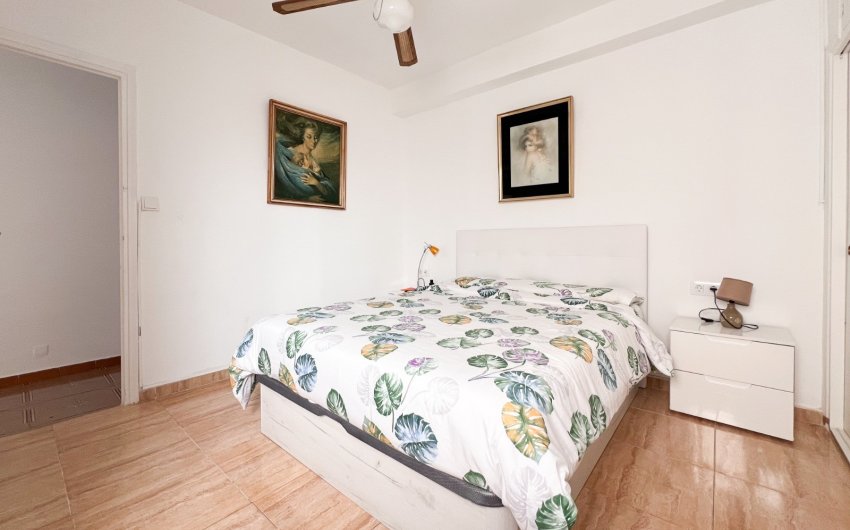 Revente - Apartment -
Alicante - Center
