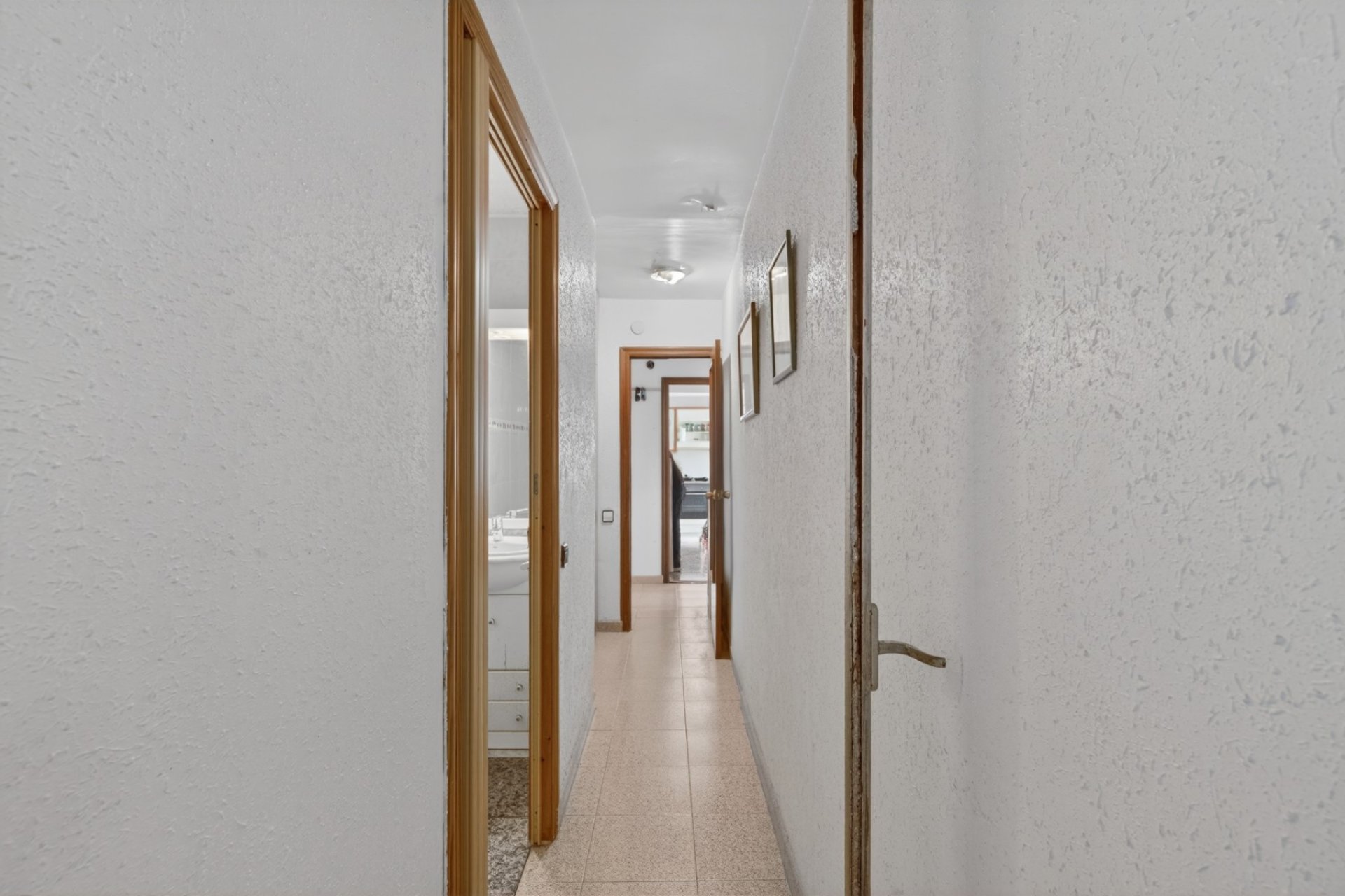 Revente - Apartment -
Alicante - Center
