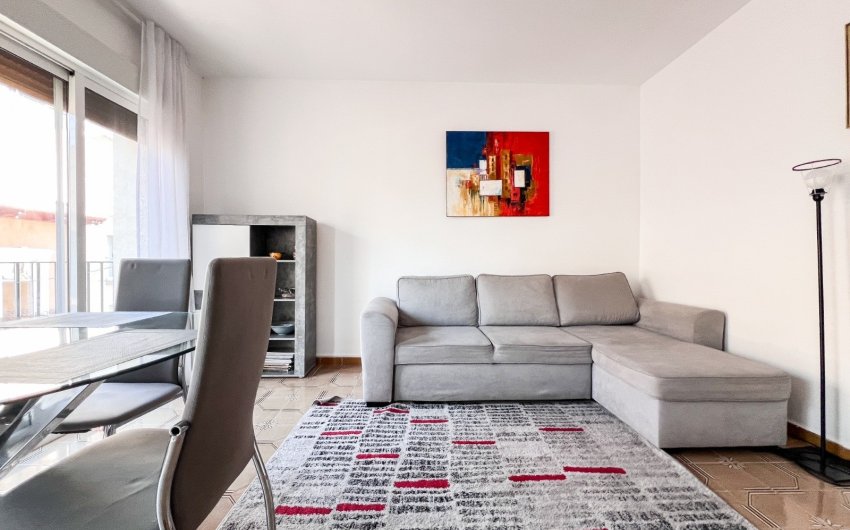 Revente - Apartment -
Alicante - Center