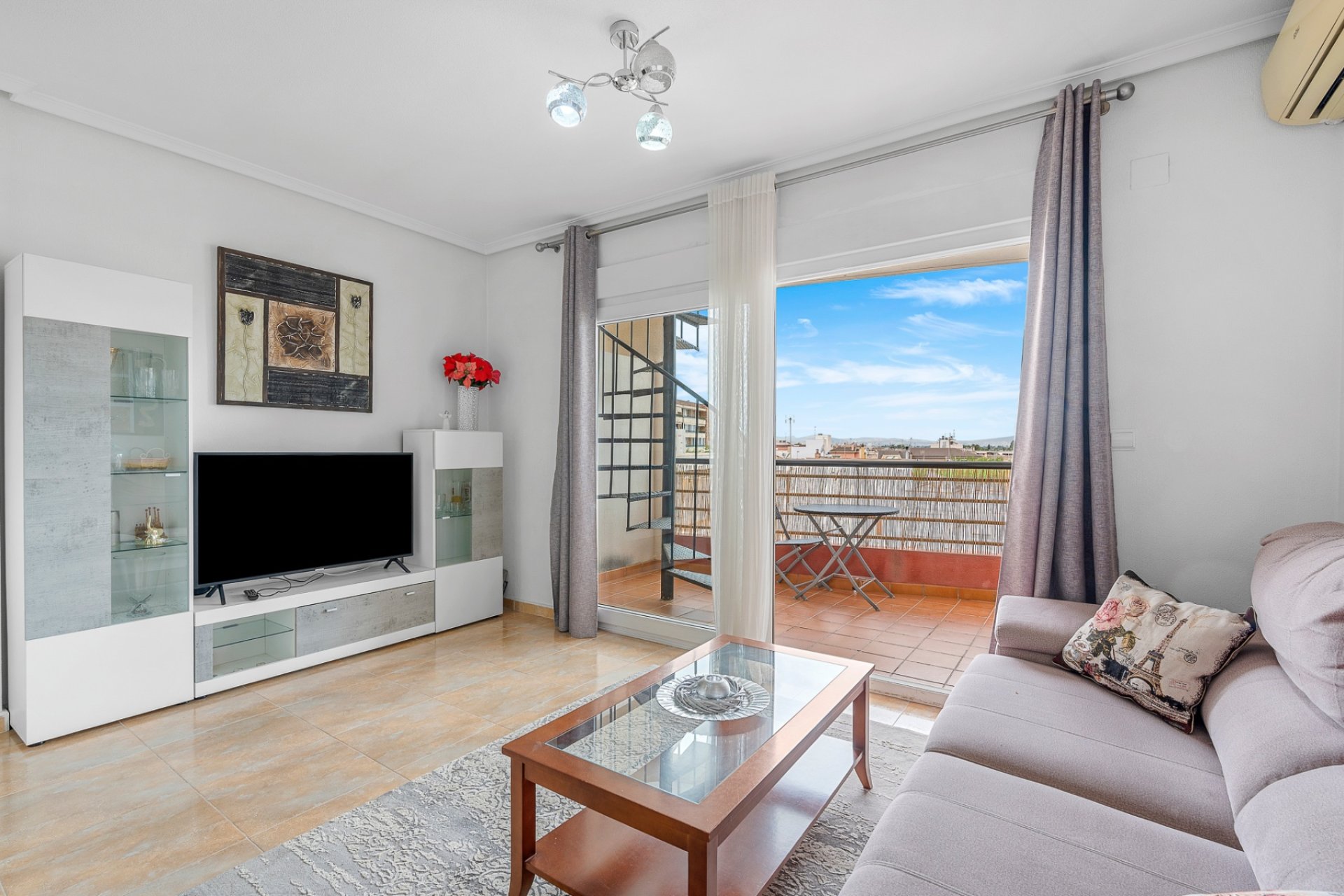 Revente - Apartment -
Almoradí