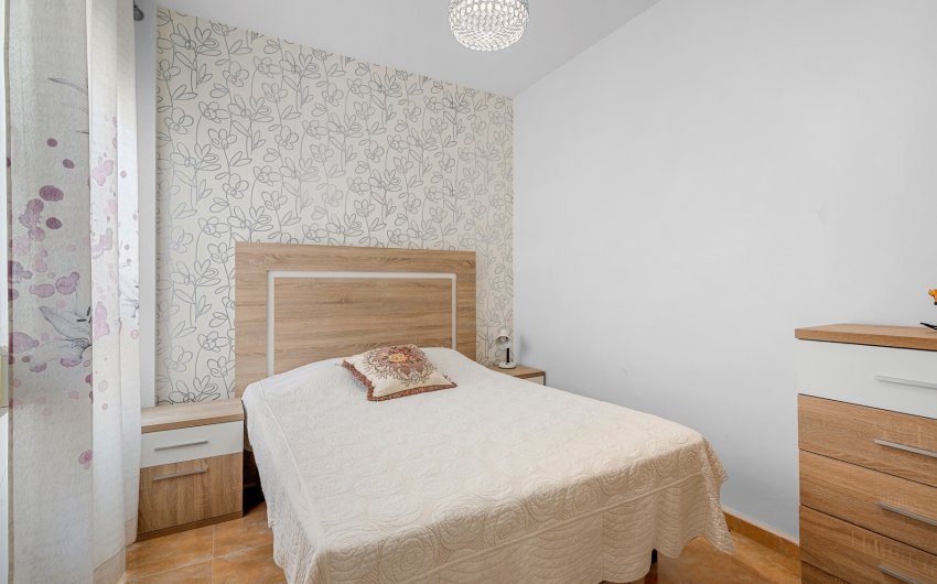 Revente - Apartment -
Almoradí