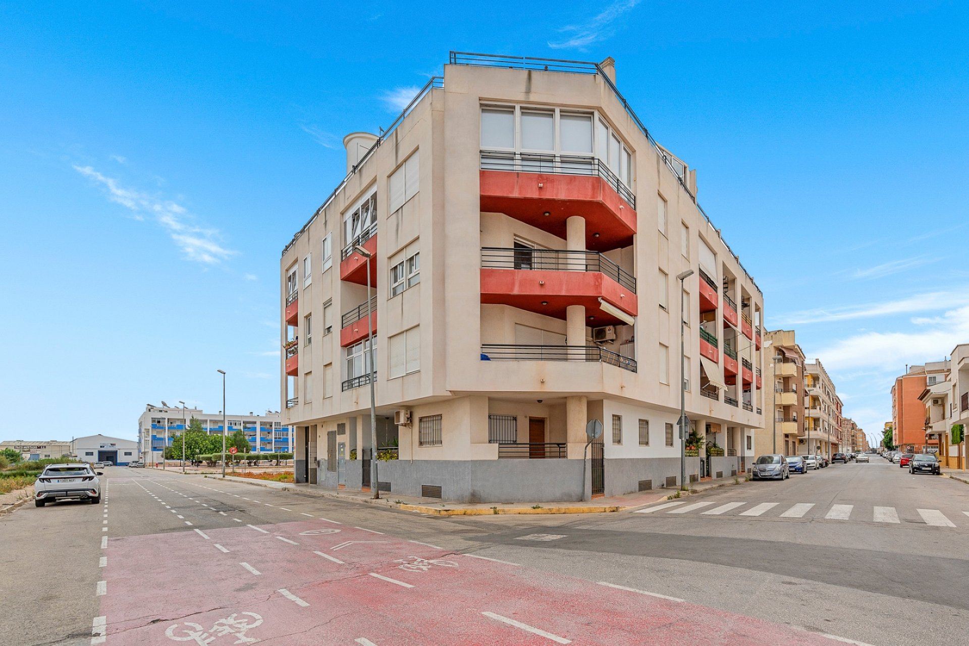 Revente - Apartment -
Almoradí