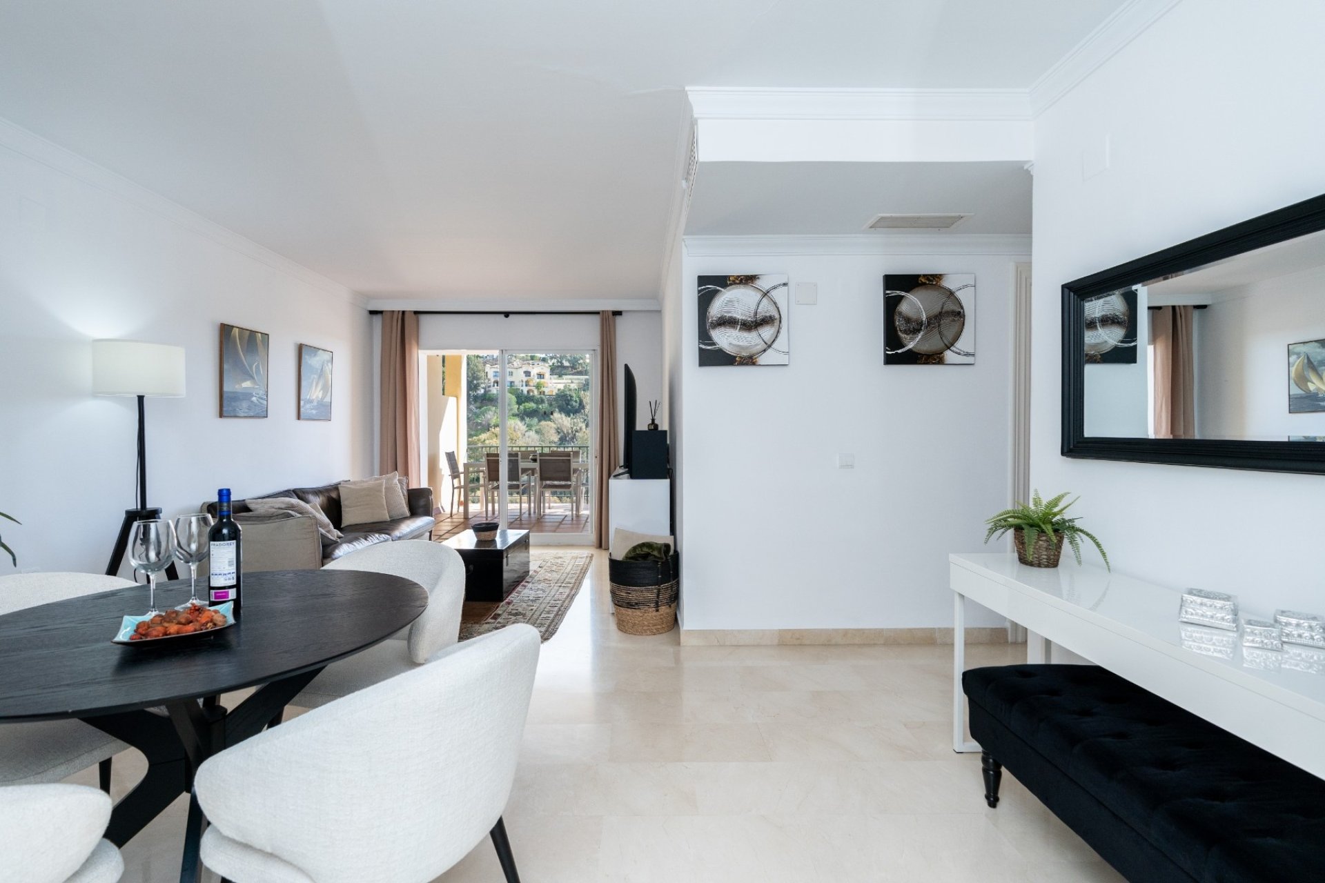 Revente - Apartment -
Benahavis - La Quinta