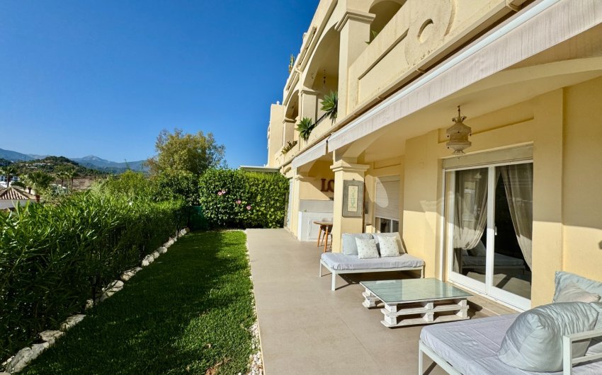 Revente - Apartment -
Benahavis - La Quinta