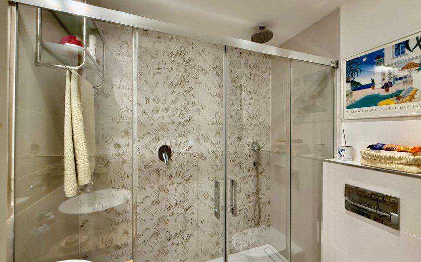 Revente - Apartment -
Benahavis - La Quinta