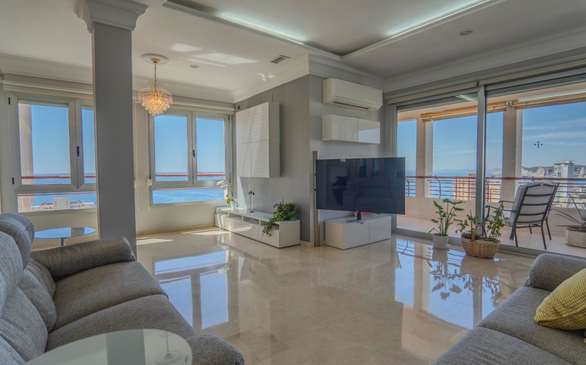 Revente - Apartment -
Benidorm