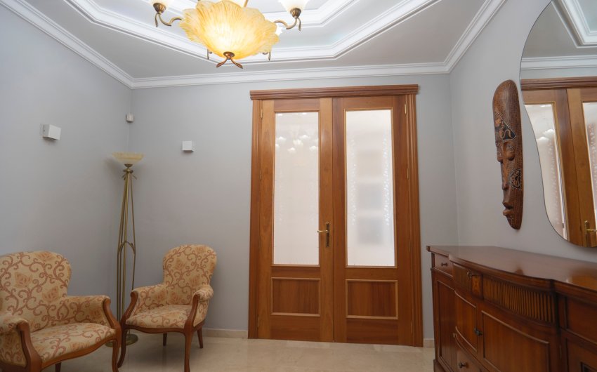 Revente - Apartment -
Benidorm