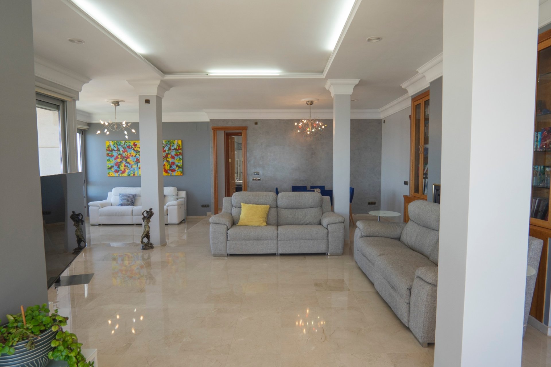 Revente - Apartment -
Benidorm