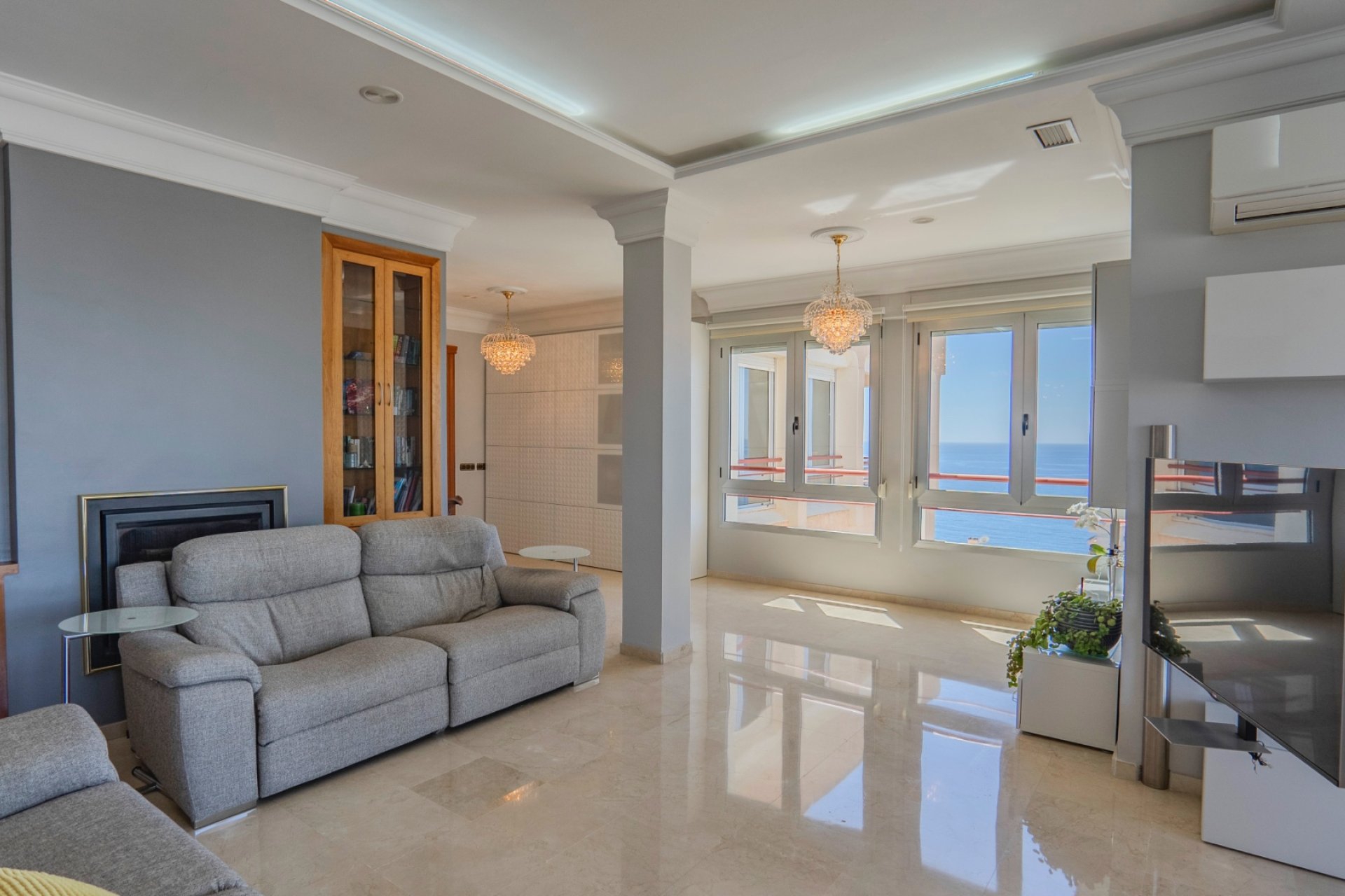 Revente - Apartment -
Benidorm