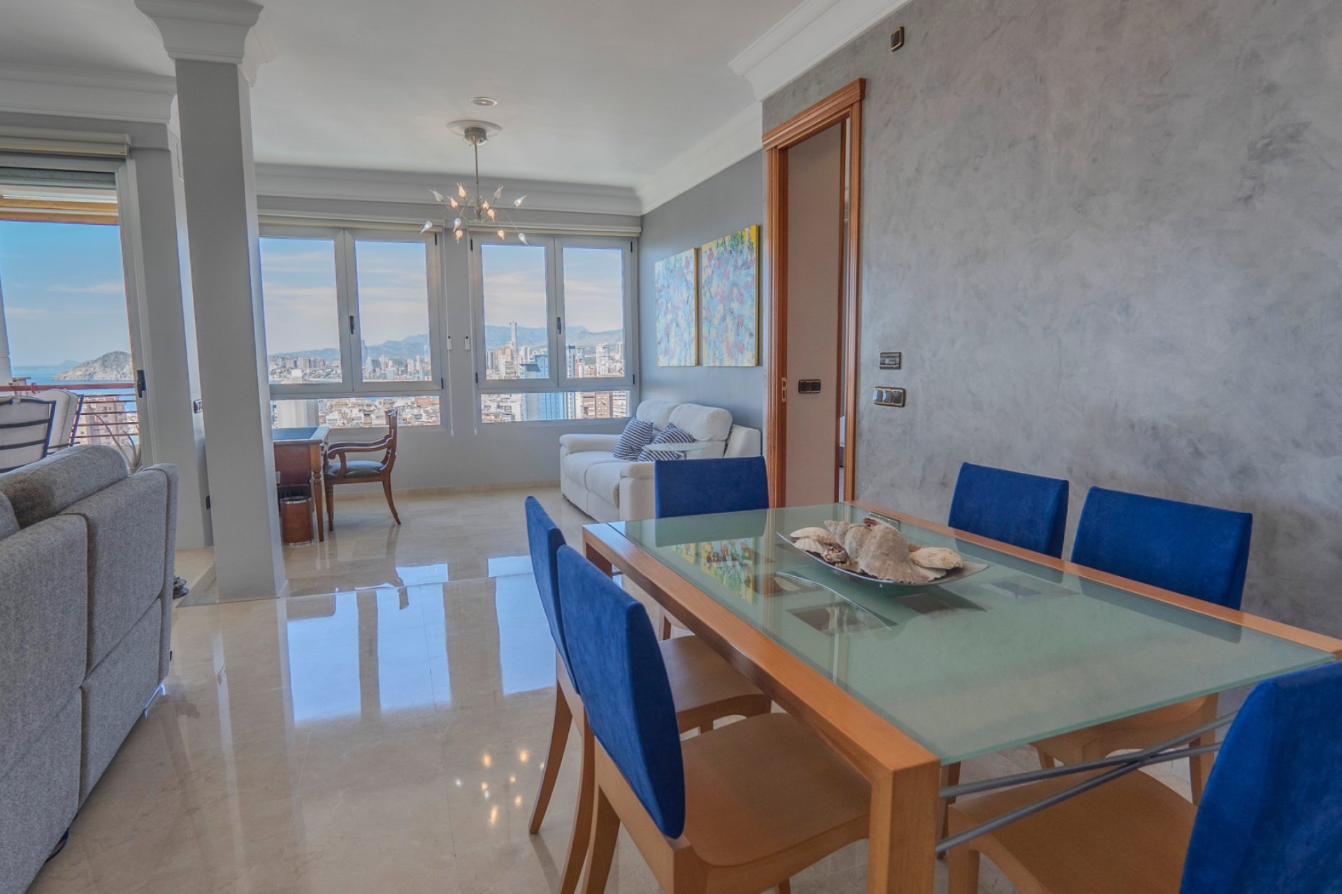 Revente - Apartment -
Benidorm