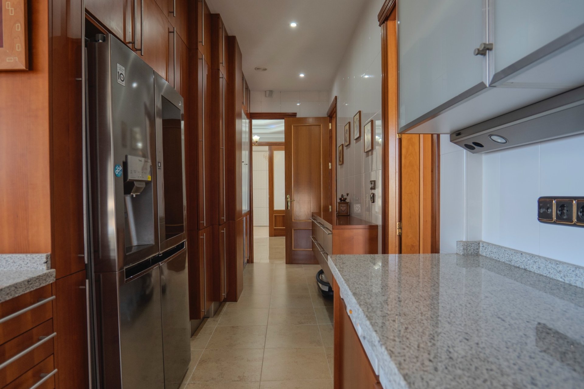 Revente - Apartment -
Benidorm